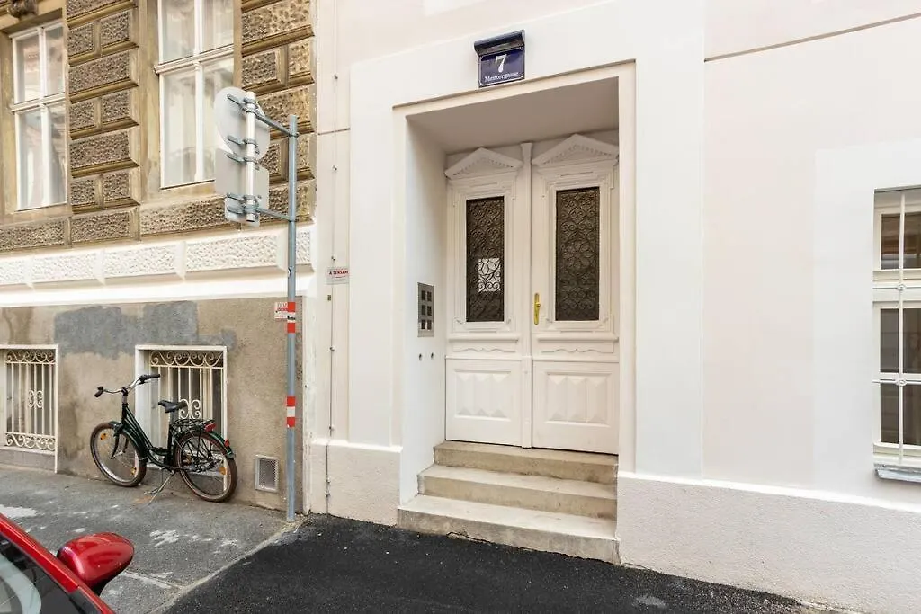 St. Elizabeth 2 Apartment Vienna